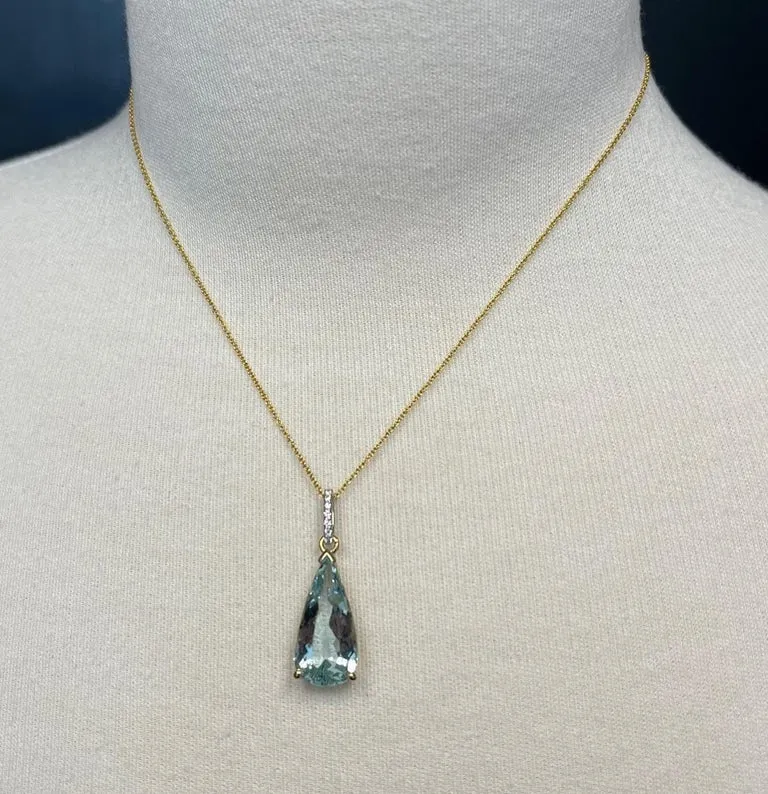 7.07 Carat Aquamarine and Diamond Pendant in White and Yellow Gold