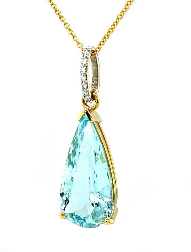 7.07 Carat Aquamarine and Diamond Pendant in White and Yellow Gold