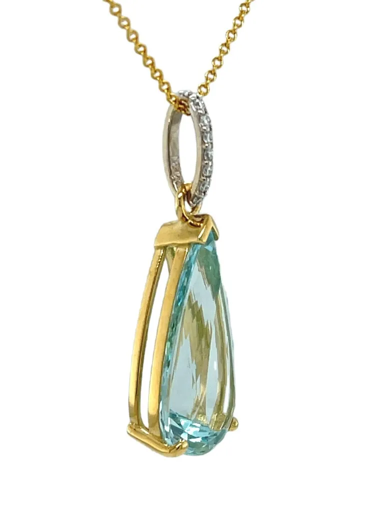 7.07 Carat Aquamarine and Diamond Pendant in White and Yellow Gold