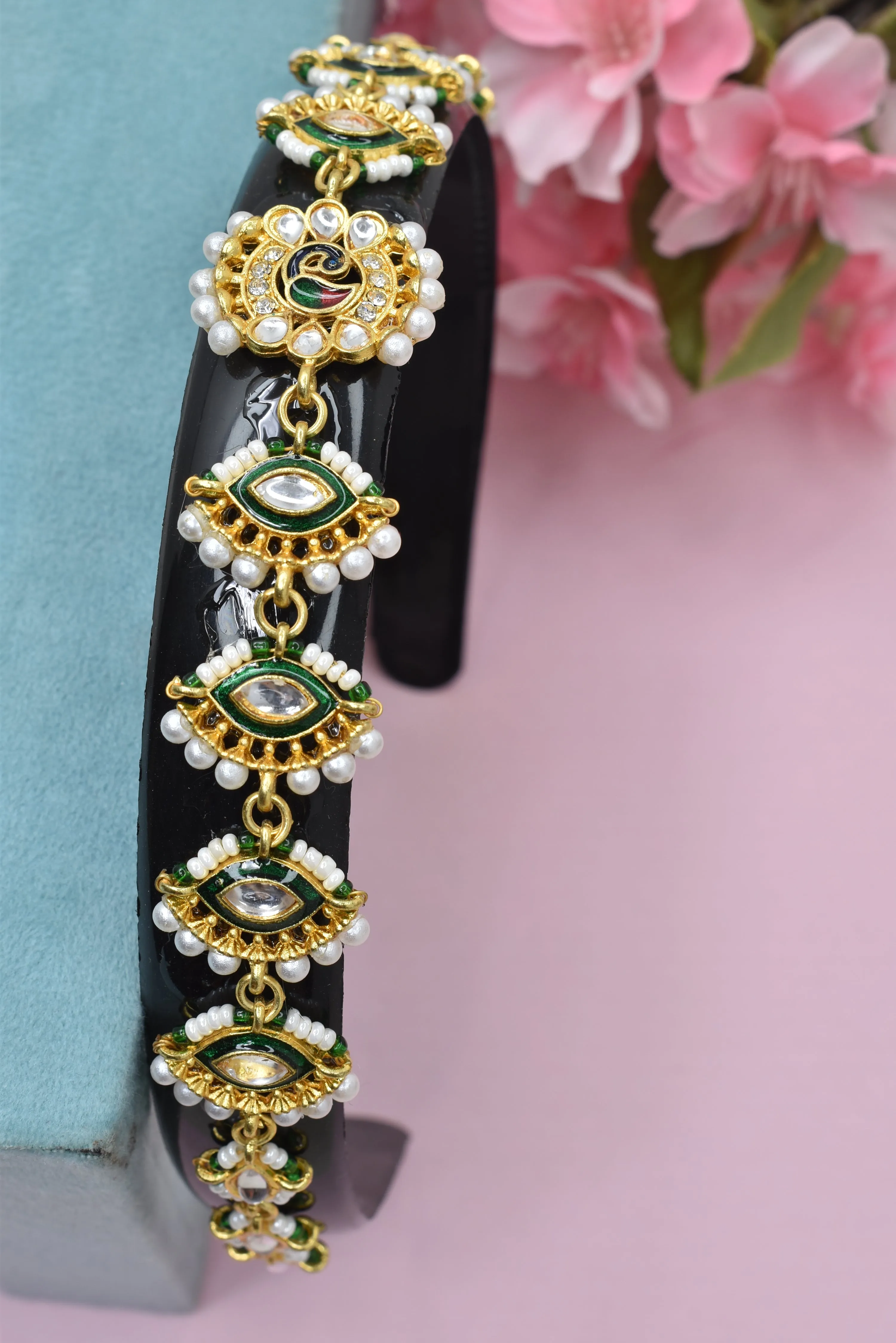 Bridal Kundan Sispatti: Majestic Hairpiece