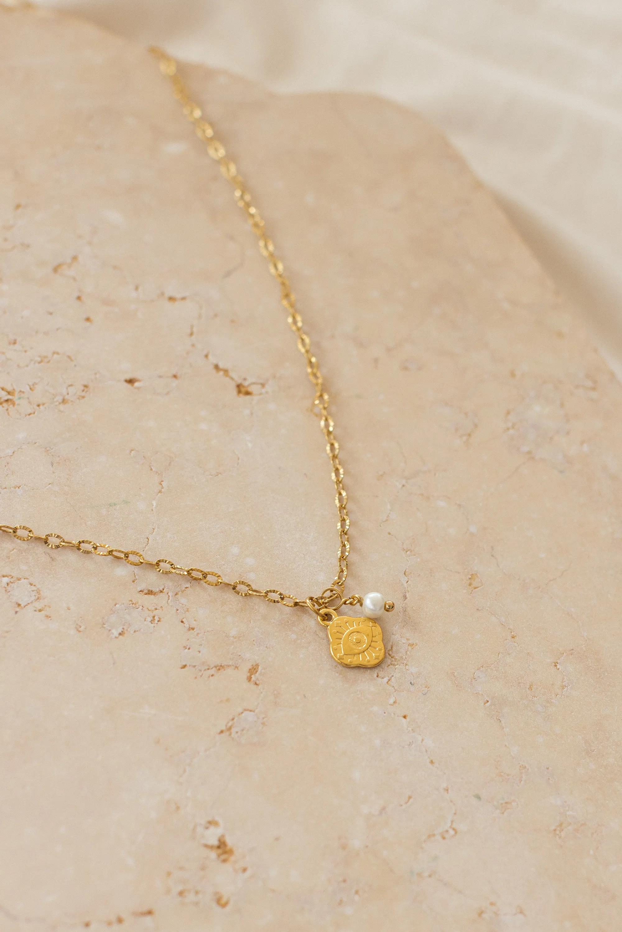 Necklace Eye x Pearl