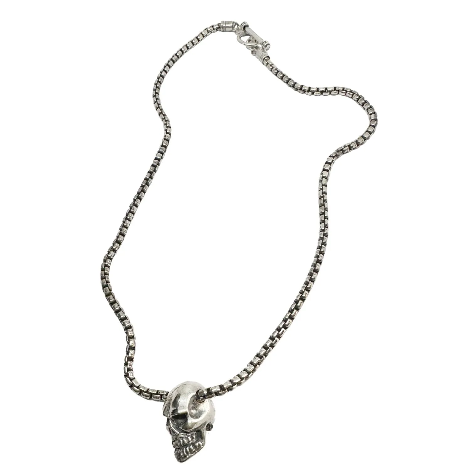 Skull Box Chain T-Bar