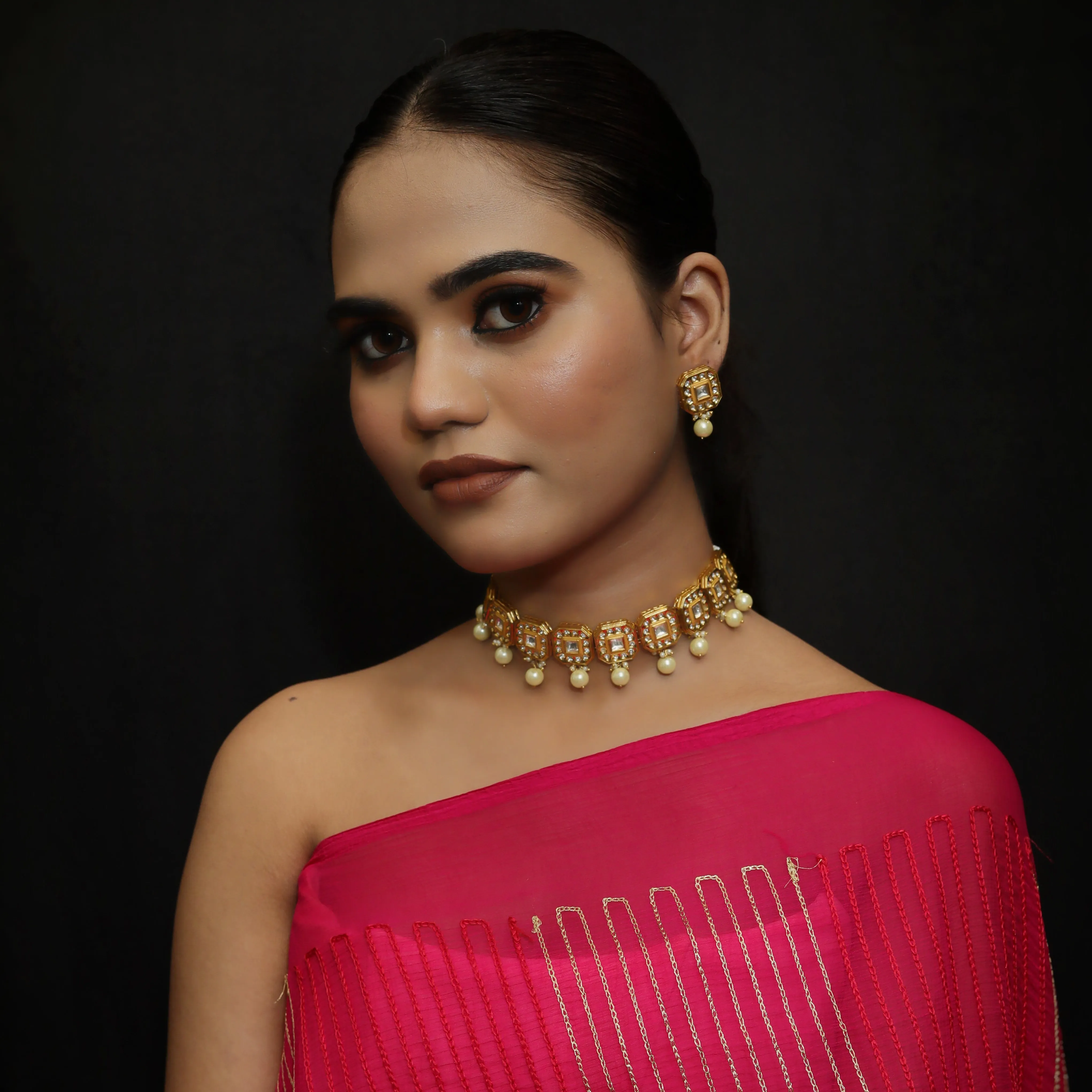 White Kundan Choker Set 6418-1225